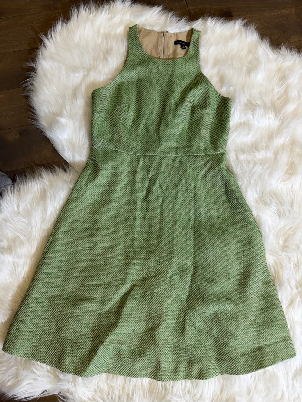 Banana Republic Olive Green Textured Fit-and-Flare Midi Dress - Picture 4 of 7